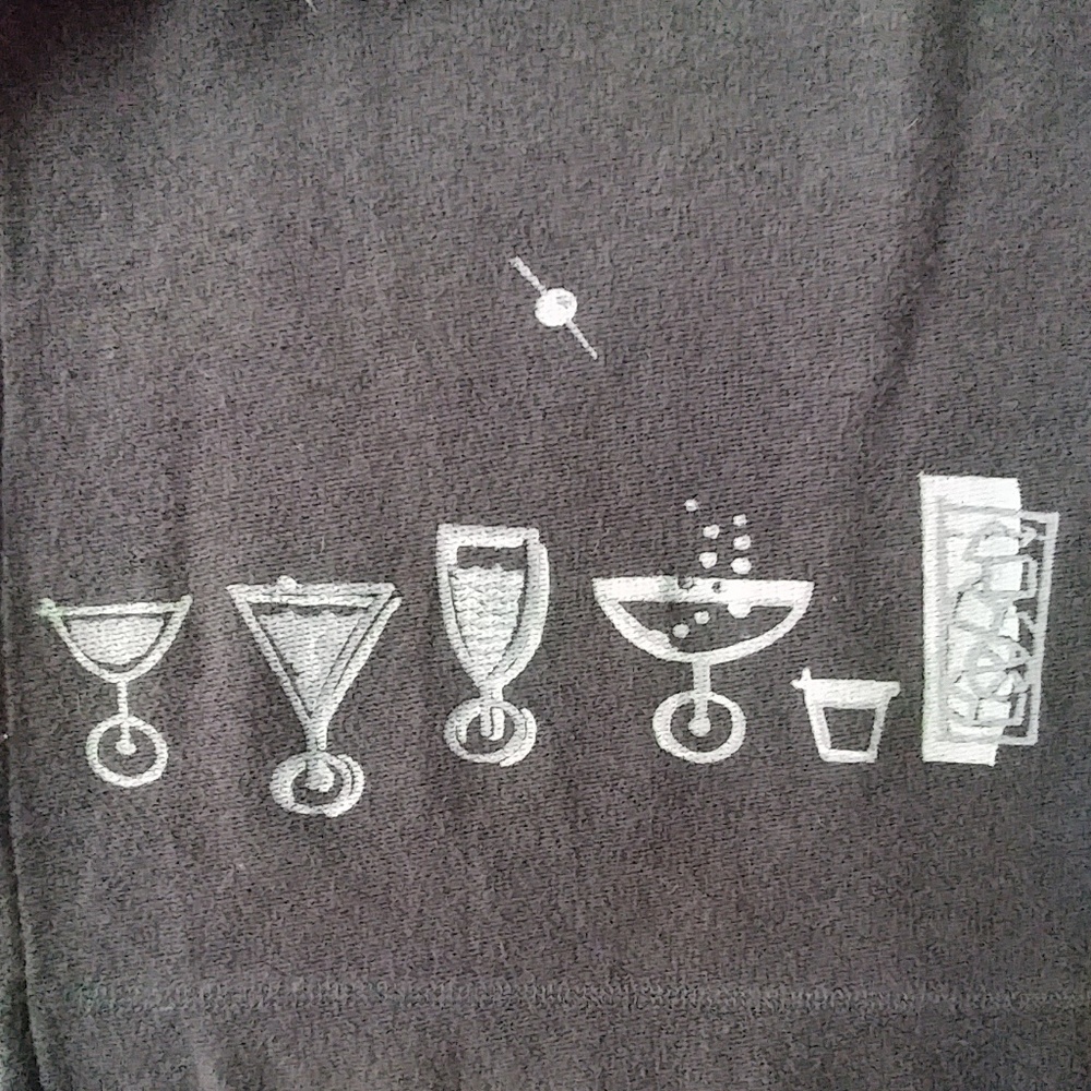 Cocktails? Super fun black weekend traffic skirt L